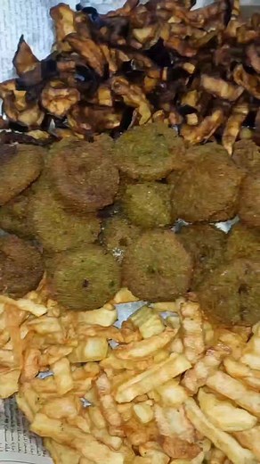 ‏#اللهم_صل_وسلم_على_نبينا_محمد #طبخاتي #طبخات #فلافل #بطاطا #باذنجان