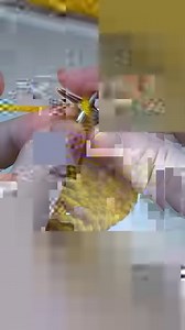 A simple crochet snood-scarf with an unusual pattern! | Miarti - Crochet and Knitting