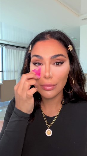 Battle of Huda Beauty Easy Bake Powder: Banana Bread vs Sugar Cookie