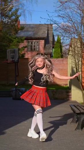 Kika Kim (@kikakiim)’s video of zoom