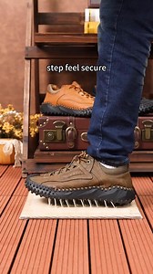 Men’s Vintage Leather Hiking Shoes: Classic Elegance Meets Modern Comfort 🦾 Experience the perfect blend of timeless style and cutting-edge comfort with our Men’s Vintage Leather Hiking Shoes. 🧥 Crafted from premium full-grain leather with meticulous hand-stitched detailing, these shoes offer a sophisticated look while providing exceptional durability and support. 🛠️ Featuring a spacious, wide toe box for natural movement, pain-relieving orthotic support for added comfort, and a lightweight n