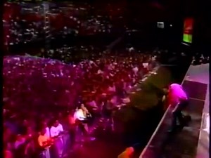 Juan Francisco Secada Ramírez, más conocido como Jon Secada, es un cantautor y músico cubanoestadounidense. | Baúl del Tiempo