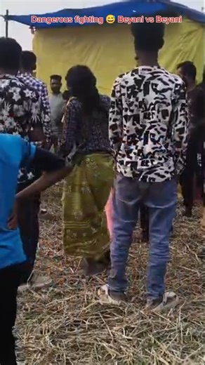 Apka Faruk Bhai | Mara mare women vs women 😅 last loike Sawk Guys Goalpara krishnai HabraGhat ShivaMandir mara mare Guy's video tu vll lageli please 🙏... | Instagram