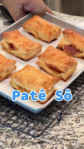 Homemade Banh Pate Chaud Recipe with Liverwurst | Easy and Delicious