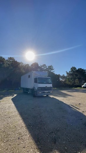 On se réinstalle gentiment ! Pour capter le soleil à bloc ! | Hūgõ Jõssē