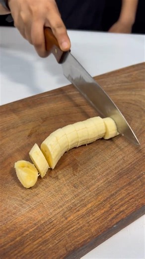 Instant Banana Milkshake 🥤 | Easy Recipe 😍 #shorts