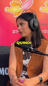 825 reactions |  “Aspetta che ti sposto un capello… così sei più bella.” No, non è l’inizio di un film romantico. È solo Monello che inizia l’intervista... Tra risate, confessioni sotto le coperte e qualche bicchiere di troppo  Scopri come una “tranquilla” può diventare esplosiva ... o forse no! #MonelloPodcast #IntervisteSenzaFiltri #MomentiInaspettati #IroniaCaliente #PodcastItalia | Emily Espinoza | Facebook