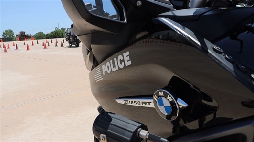 36K views · 423 reactions | Our Solo Motorcycle Unit just held a two week school for candidates. Instructors taught all the skills needed to operate a police motorcycle for traffic enforcement, incident response, and Special Operations vehicle escorts.  There's a lot of hardwork that goes into becoming a motors officer, and they are significant in enforcing traffic safety laws throughout OKC. | Oklahoma City Police Department | Facebook