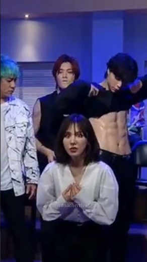 NCT 127 at SNL Korea – Johnny and Jaehyun showing their abs with Wendy