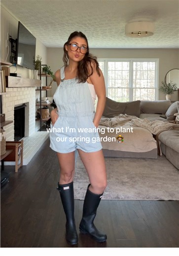 Farmer Chic: Stylish Spring Outfit Ideas