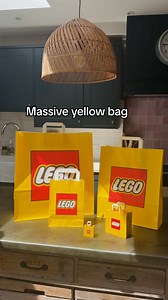 Small LEGO Bag MOC: No Size Too Small