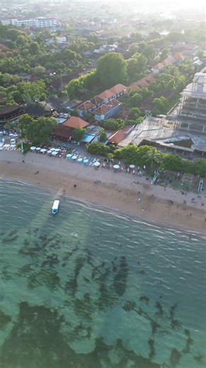 Sanur beach around the icon Mall, video from above. At the New Sundari Beach club Sanur ❤ | Galih Bali Tour - Bali Driver and Guide