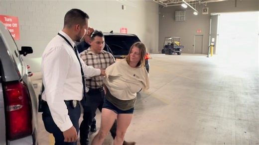 860K views · 4.3K reactions | MOTHER ARRESTED | A statewide AMBER Alert issued for 3-year-old Aurora Bojorquez has been canceled after investigators located the child safe on Saturday afternoon, her mother has been arrested. https://bit.ly/47Ki0rE | News 4 San Antonio | Facebook