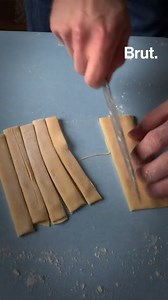 Pâtes fraîches, stracciatella et sauce tomate. C'est la recette facile et éco-responsable du chef Riccardo Ferrante. Une initiative de la Communauté Écotable. | Brut nature FR