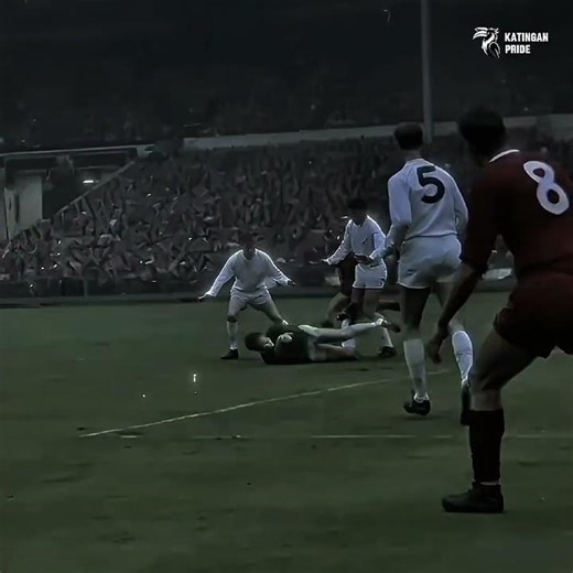 Prime Gary Sprake “The High Flying Welshman” in 1965 #footballtiktok #football #edit