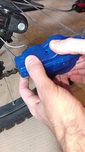 220K views · 209 reactions | Cyclists, This Bicycle Chain Cleaning Trick Might Come in Handy #bike #cycling #tips #tricks #howto | Home Decor & Garden | Facebook