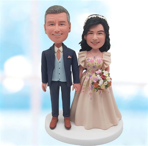 Custom Wedding Cake Topper Bobblehead From Photos, Personalized Bride & Groom Figurine -K218 - Etsy