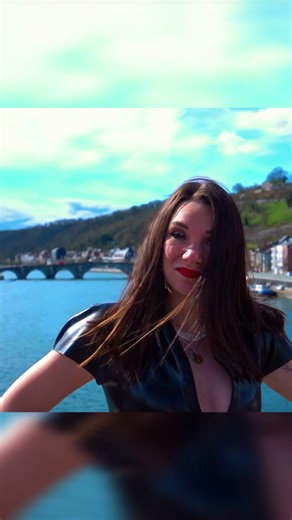 Glossy Blue & Black Latex Outfit with Vertigo Effect 🌉 Full Video ⬆️