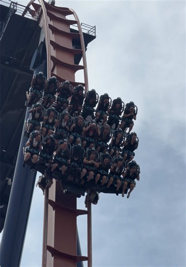 Valravn Cedar Point roller coaster Ohio ride overview