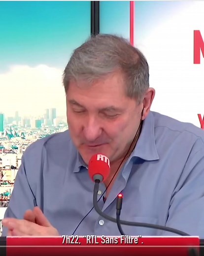 🔴🎙🤣 #RTLMatin - Gérald Darmanin atteint de priapisme : « Je vais soigner le ministre de l’intérieur » Gérald Darmanin, le champion de la semaine de @sandrinesarrocheofficiel ! #RTLSansFiltre tous les jours à 7h20 Cliquez ci-dessous pour réserver les dernières places disponibles https://www.fnacspectacles.com/artist/sandrine-sarroche/ • • #sandrinesarroche #géralddarmanin #humour #spectacle #palavas #humoriste #drole #rire