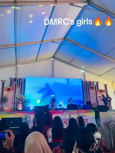 Ki Joss Vai: Energetic Dance Performance Highlights