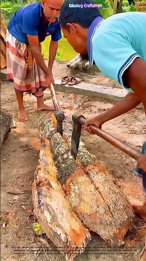 Chopping Wood Together: The Art of Teamwork in Traditional Carpentry