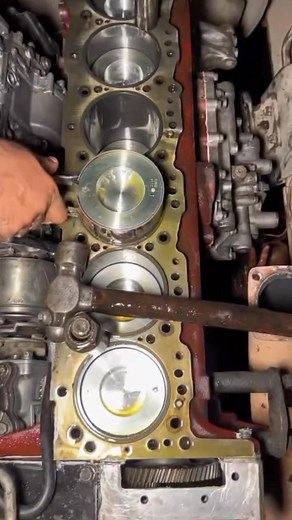 4.2K views · 14 shares | Piston Power: Dropping a New Heart into the Engine Block  #EngineRebuild #DieselEngine #MechanicLife | Ayie Mechanik | Facebook