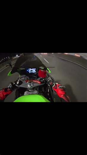 ZX-6R M4 Exhaust Raw Sound 🔥 Headphones Recommended