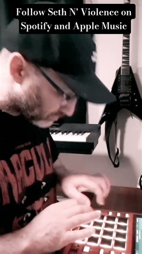 Satélite llamando a control, no responde! Jammin to Ismael Rivera on the Akai MPC One+ #salsa #mpc