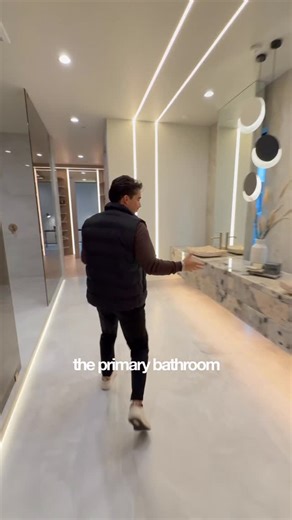 Wahid Noori on Instagram: "Best Primary(Master) Suite Ever?😍 Disclaimer: Wahid Noori is the listing agent / real estate broker in the state of Washington. 📍 4599 NW 71st Ave, Camas, WA 4 Bed + office | 5.5 Bath | 3-Car Garage | 4,998 sq ft $2,799,998 Massive modern luxury home w/ direct access to Camas Meadows Golf Course, designed to entertain at every level. Entertaining highlights 👇🏻 • Soaring open living spaces w/ 21.5 ft ceilings & dramatic designer lighting • Floor-to-ceiling windows b