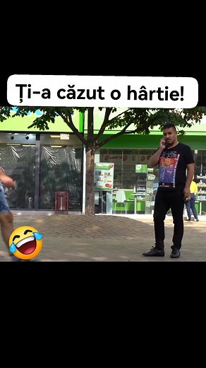 428K views · 5.3K reactions | 藍 #prank #prankvideo #pranked #pranking #comic #Funny #funnyvideos #best #money #Banii #căzut #pierdut #fake #Farsă | Catalinoiu Cristian Robert | Facebook