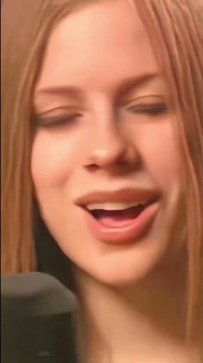 Avril Lavigne: "Complicated" Acoustic 2002