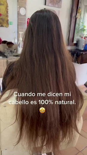 Tono Rubio con Luces Bajas Rosas para un Cambio Estiloso