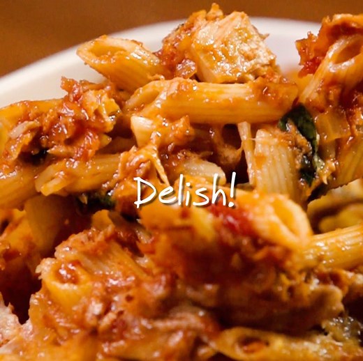 Pasta Bake with Tuna - Delish! Recipe: http://sanremo.com.au/san-remo-recipes/tuna-pasta-bake/ | San Remo