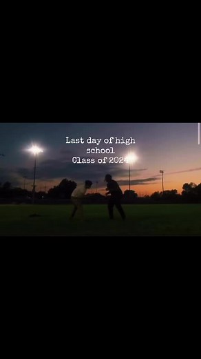 Class of 2024 memories💕 . . . . . . . #highschool #senior #senioryear #classof2024 #graduation #nostalgic #nostalgia