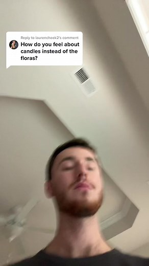 Elegant Wedding Decor: Candles vs Florals | Tips and Inspiration