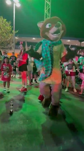 🦊🎄ズートピア・ニックのダンスパーティー！Mickey’s Very Merry Christmas Partyで盛り上がろう✨#ズートピア #ニック #ディズニークリスマス