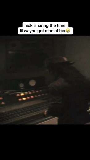 nicki’s verse on bedrock>>> #nickiminaj #y2k #barbie #funny #foryou #rap #lilwayne
