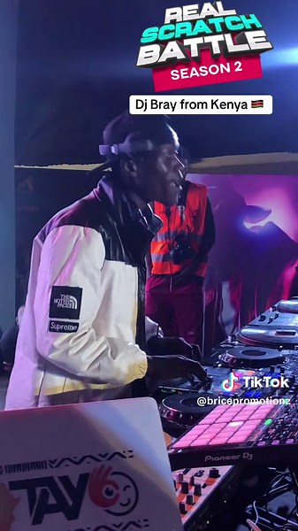 Live DJ Scratch Battle with Dj Bray in Uganda