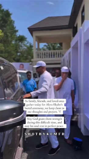As family, friends, and loved ones gather today for Alexx Ekubo’s burial ceremony, we keep them in our thoughts and prayers. 🕊️ May God grant them strength during this difficult time, and may his soul rest in perfect peace. 🎥 @shotbykcmfr #BellaNaija BellaNaija.com