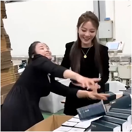 Work in a factory should be fun, too 😂 | Bloom