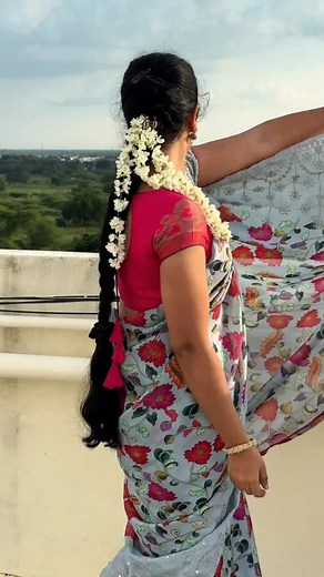 Tolisari ninu chusi🫣😍🥰 #pavaniraji#tolisarininuchusi #tolisarininuchusisong #layasongs#telugureels❤️ #telugu_musical_world #viral#explore#reelinstagram❤️ #reelkrofeelkro❤️ #reelindia❤️❤️ #instamusic [viral,trending,tolisarininuchusisong,dance,dancereels] | Pavani Raji