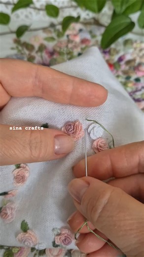 Stitching Intricate Botanical Leaves on Embroidery Flowers Items