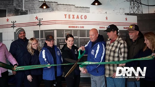 Captain Nemo’s is officially open downtown Flat Rock! Grand opening & ribbon cutting took place this morning! ✂️🎗️🤤 Video is powered by Club 150 | The Downriver News Network