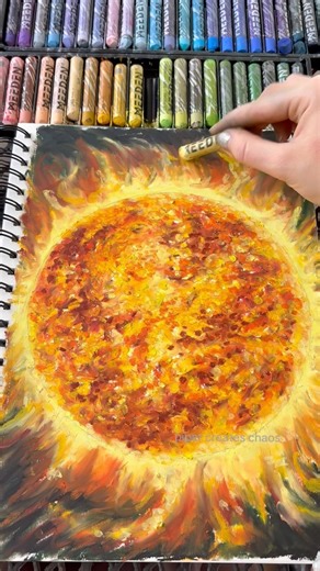 Drawing the sun with oil pastels ☀️ ✨ #oilpastel #drawing #sun #artprocess #space