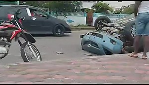 VIDEO || Accident along the Rupert Craig Highway in the vicinity of Industry, East Coast Demerara. | News Room