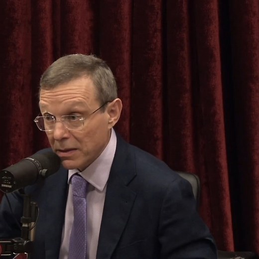 44K views · 893 reactions | Joe & Avi Loeb talk about how Noone s watching the sky for Aliens and that s crazy #UFO #Alien #PodcastClip | The Revealing Truth | Facebook