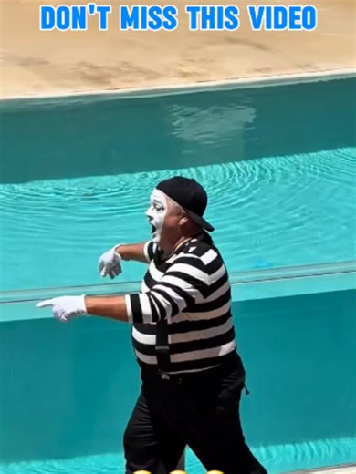 Tom the Mime's Magical SeaWorld Challenge