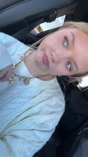 Chloe💗 (@chloemdaviss)’s videos with You (feat. Travis Scott) - Don Toliver