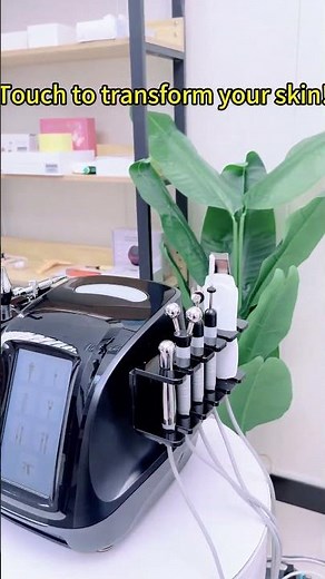 Skin Scrubber Magic: See How It Clears and Refreshes Instantly 🌿